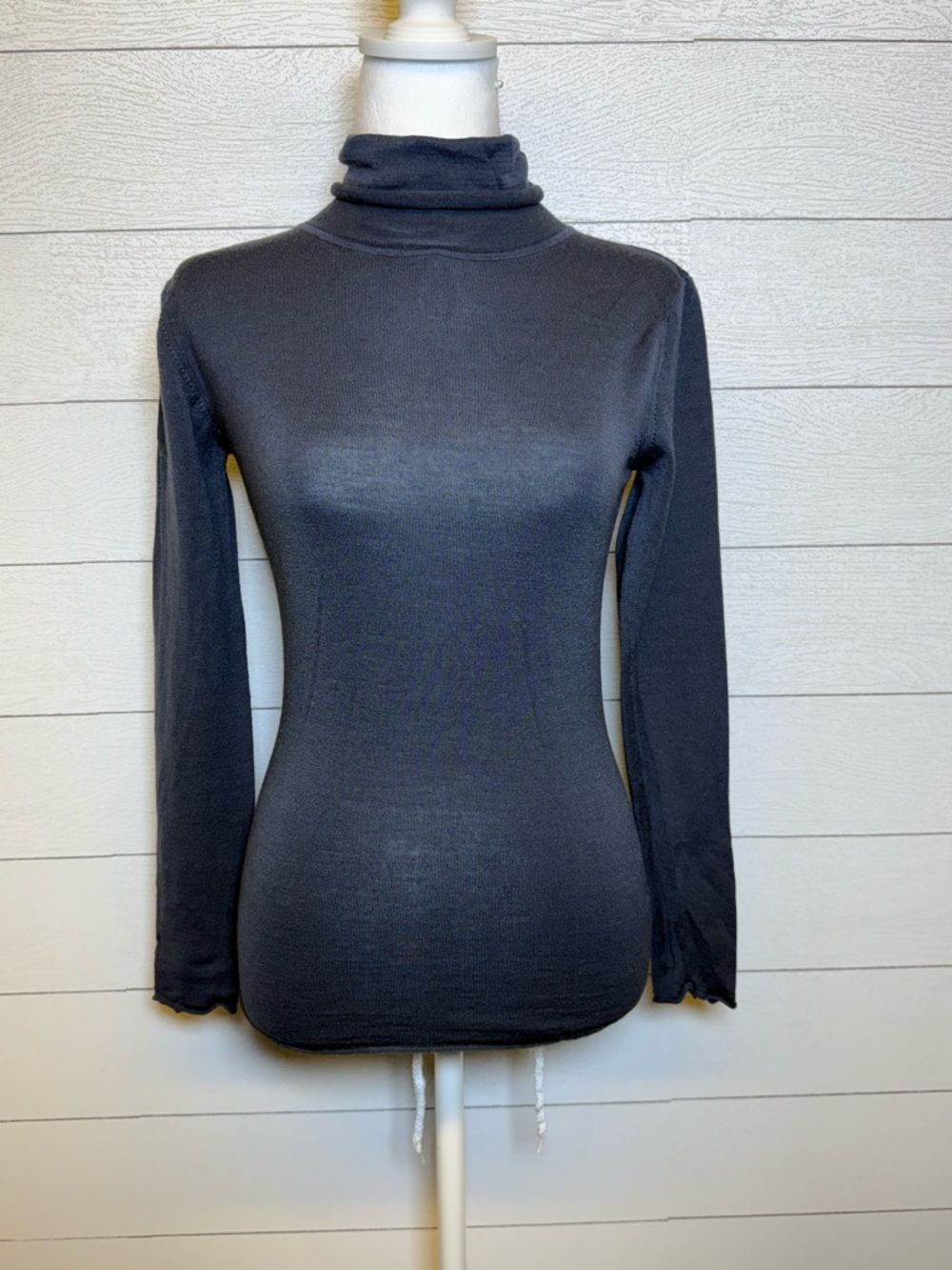Poles gray Turtleneck long sleeve wool sweater size small